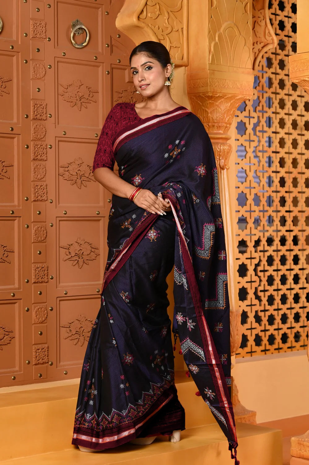 Traditional Handwoven Khun Cotton Resham Saree With Kashida Work